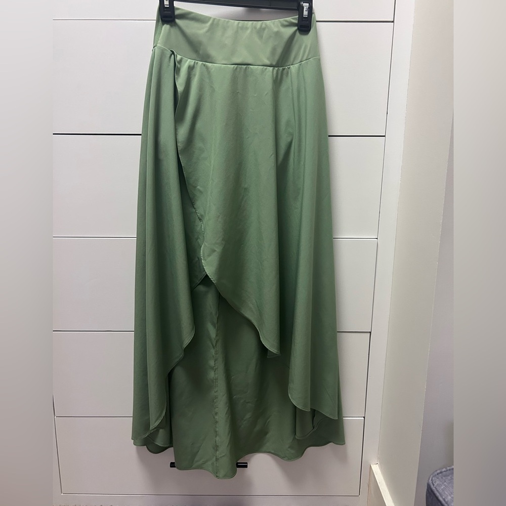 High Waisted High Low Ruffle 2-in-1 Flowy Quick Dry Casual Regular Maxi Skirt